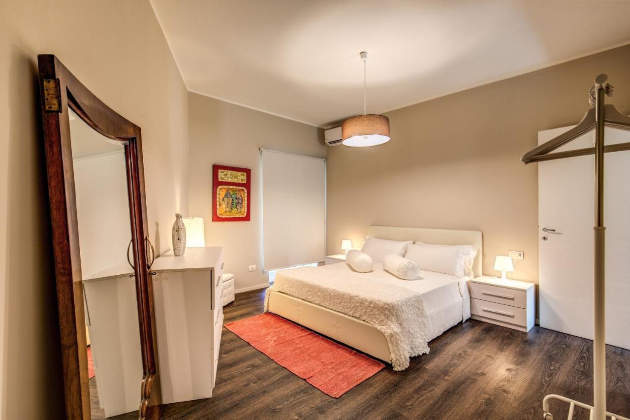 Suites In Terrazza Рим Экстерьер фото